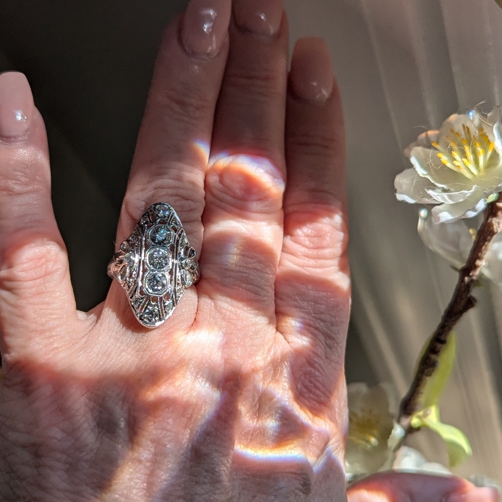 Antique Platinum 1.48TW diamond ring size 5.5 ๐น๐น๐น๐น - Picture 7 of 15